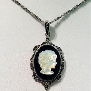 Vintage Cameo Mother of Pearl Pendant Necklace 925 Silver